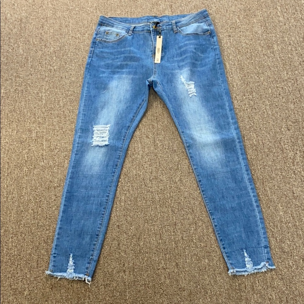 Boyfriend cut jeans